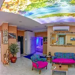 Arsi Enfi מלון אלאניה