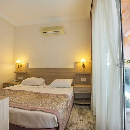 Hotel Arsi Enfi 4*