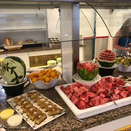 Arsi Enfi מלון